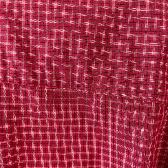 Nicklaus Red Plaid Button-Down Men’s Shirt Size Medium - Picture 9 of 10